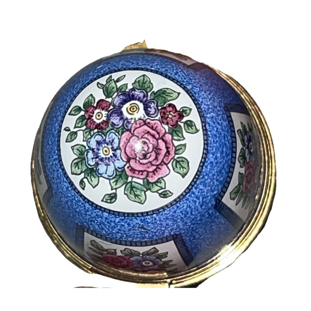 Staffordshire Enamel Egg Shaped Box - Picture 2 of 3